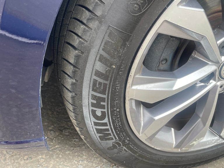 Volkswagen, PASSAT, Saloon, 2018, Manual, 1598 (cc), 4 doors