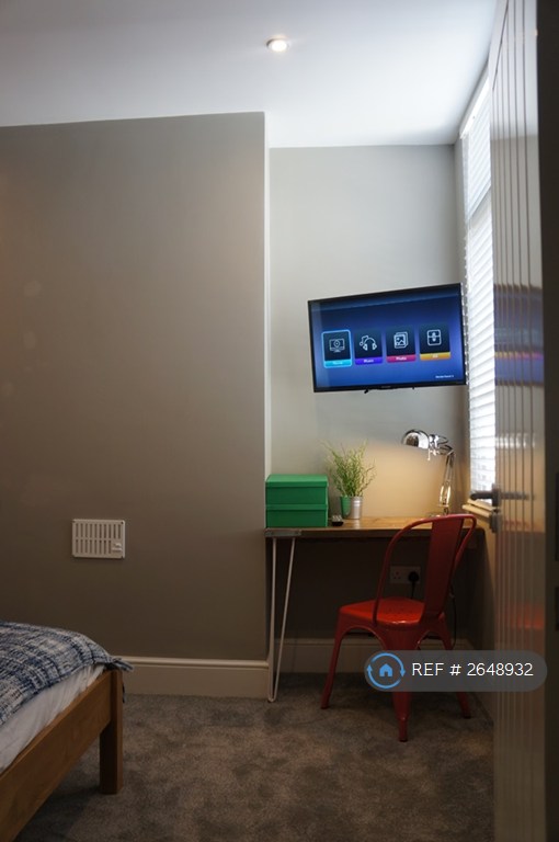 4 bedroom house in Kellit Road, Liverpool, L15 (4 bed) (#2648932)