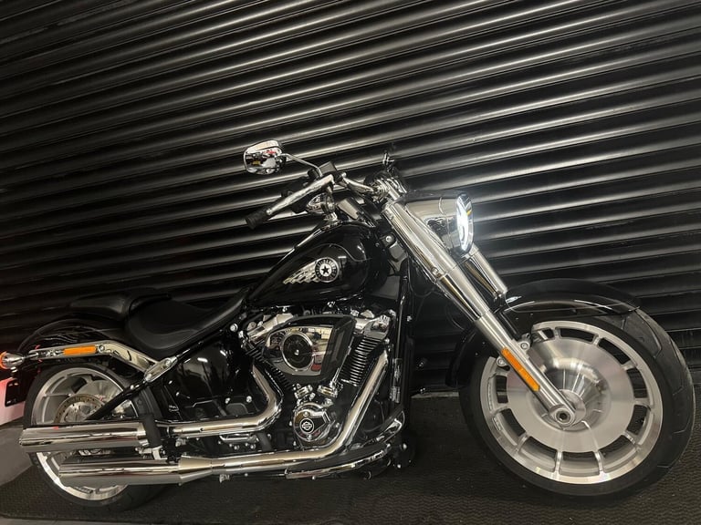 HARLEY-DAVIDSON SOFTAIL FLSTF Fat Boy 117ci New Model 