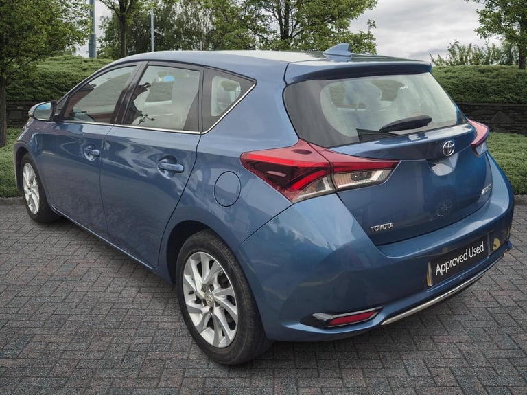 2016 Toyota Auris 1.6 D-4D Business Edition 5dr Hatchback Diesel Manual