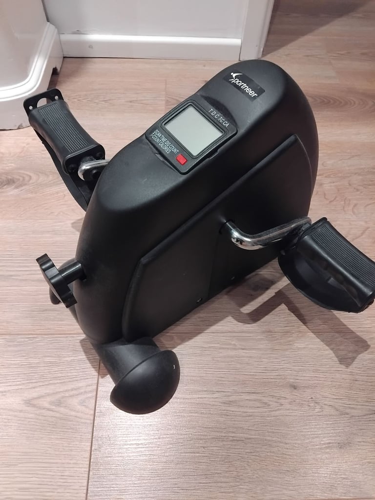 Reduced!! Pedal Exerciser free standing 
