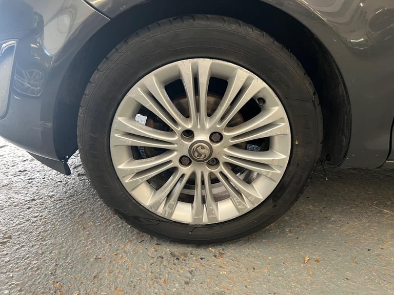 2013 Vauxhall Corsa 1.4 16V SE Auto Euro 5 3dr HATCHBACK Petrol Automatic