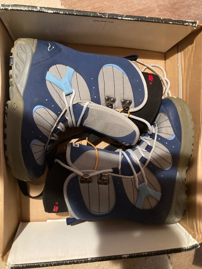 Snowboard boots ladies