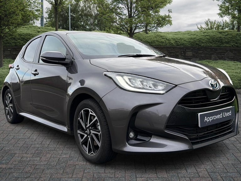 image for 2022 Toyota Yaris 1.5 Hybrid Design 5dr CVT Hatchback Hybrid Automatic