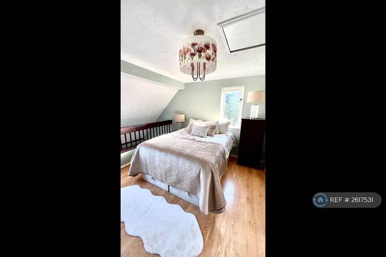 2 bedroom house in Ladygrove Drive, Guildford, GU4 (2 bed) (#2617531)