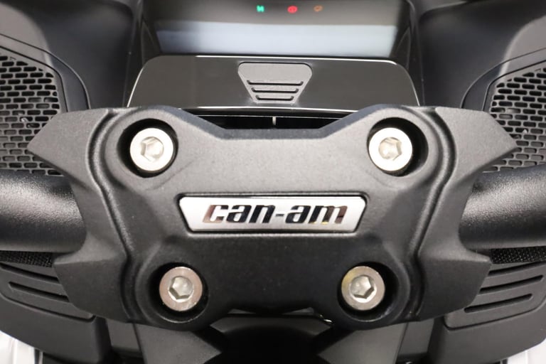 2025 Can-Am Spyder RT Limited Trike Hyper Silver Metallic - IN STOCK NOW 