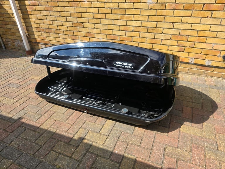 Universal Gloss Black Exodus Car Roof Box RRP£440