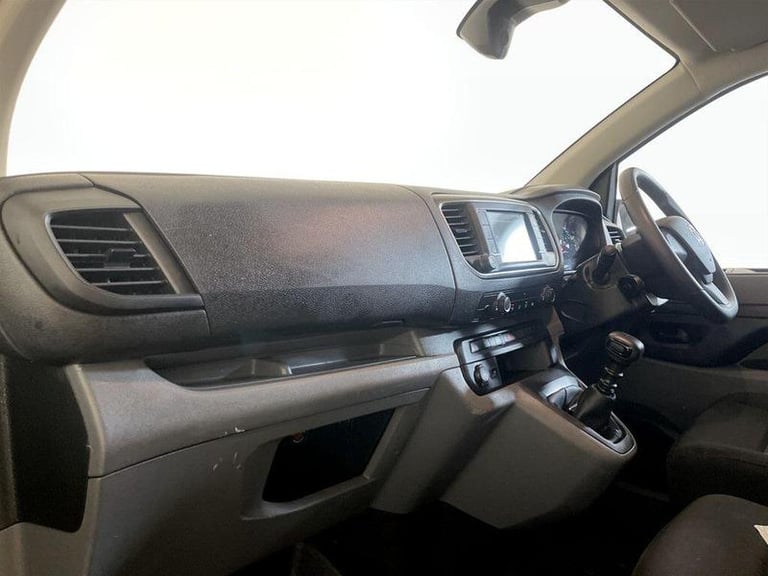 2022 Vauxhall Vivaro 2700 1.5d 100PS Sportive H1 Van PANEL VAN DIESEL Manual