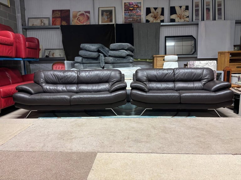 Modern Style Brown Leather 2 and 3 Seater Sofas 
