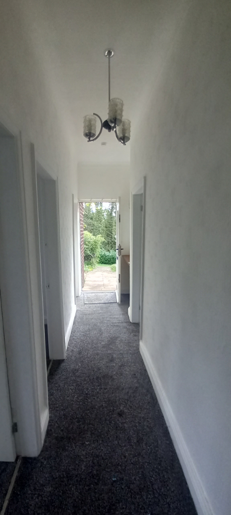 **LET BY**GLENSIDE**DETACHED BUNGALOW**3 BEDROOMS**MADELEY**