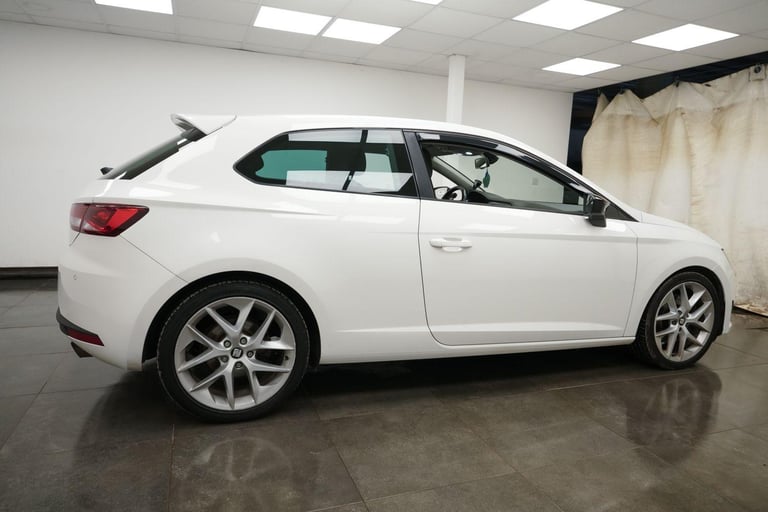 2013 SEAT Leon 1.8 TSI FR 3dr [Technology Pack] HATCHBACK PETROL Manual