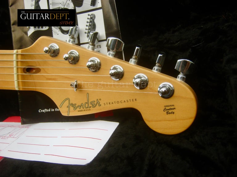 ♚ MINT ♚ 2001 FENDER American Standard STRATOCASTER USA ♚ SLIM C Neck ♚ 24 Yrs ! ♚ Professional