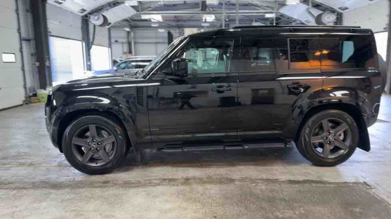 2025 Land Rover Defender 110 3.0 D350 MHEV X-Dynamic SE SUV 5dr Diesel Auto 4WD Euro 6 (s/s) (350...