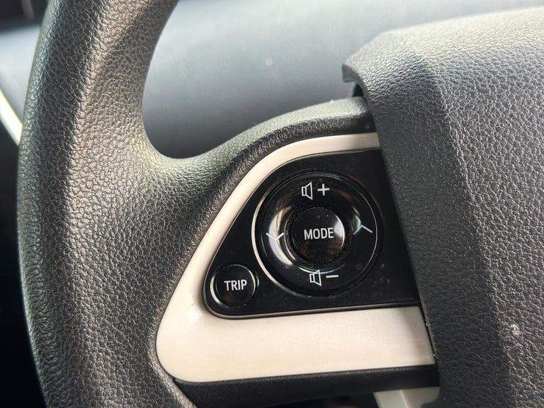 2018 Toyota Prius 1.8 Hybrid Automatic 5dr 5 Seats Hatchback Petrol/Electric Hybrid Automatic