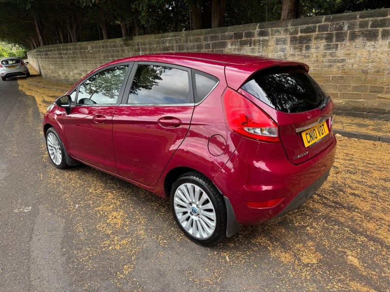 2010 Ford Fiesta 1.6 Titanium 5dr HATCHBACK Petrol Manual
