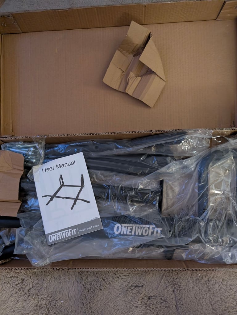 image for Pull up bar 