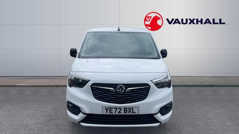 2022 Vauxhall Combo 2300 1.5 Turbo D 100ps H1 Sportive Van PANEL VAN DIESEL Manual