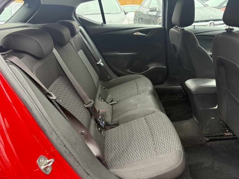 VAUXHALL ASTRA 1.0 i Turbo ecoTEC SRi Nav 2019