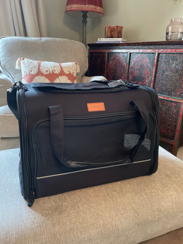 Brand new PET PRO pet carrier 