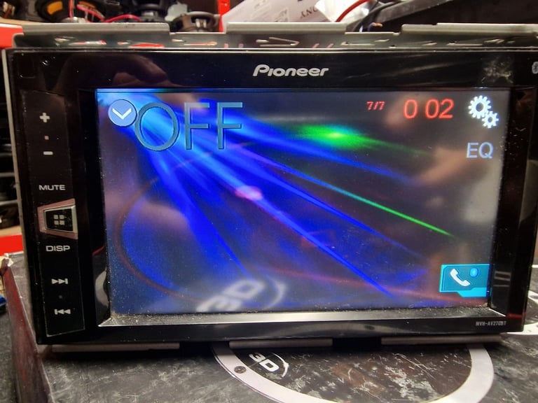 PIONEER MVH - AV270BT STEREO