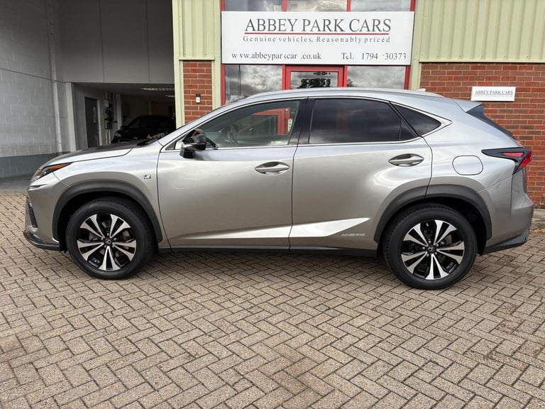 LEXUS NX 2.5 300h F Sport E-CVT 4WD Euro 6 (s/s) 5dr 2018