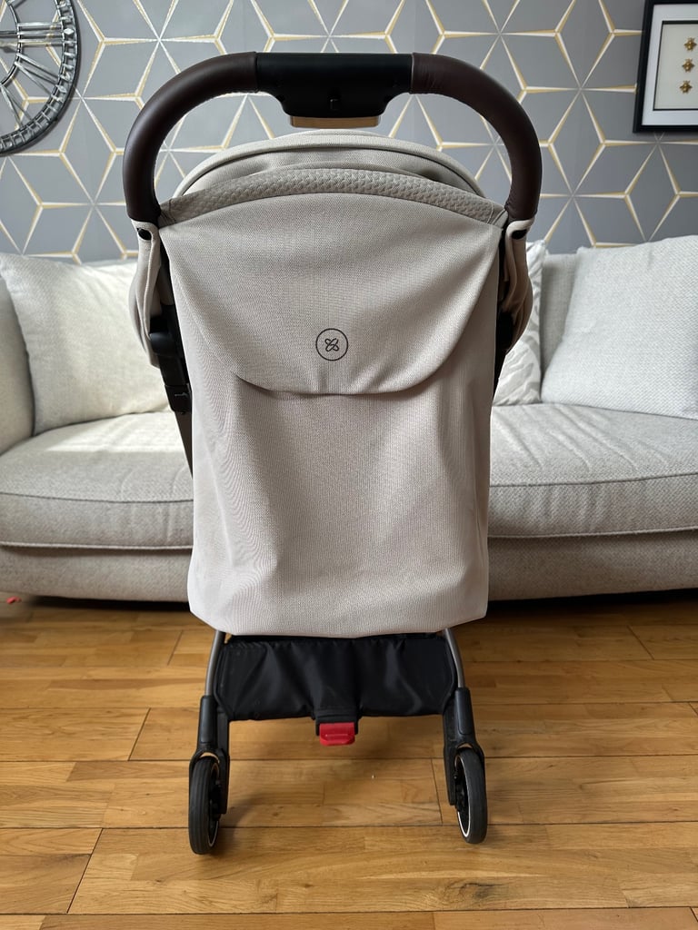 Silver Cross Clic Stroller with rain cover - Almond