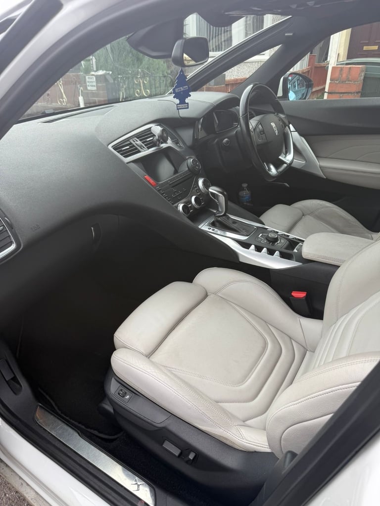 Citroen, DS5, Hatchback, 2013, Other, 1997 (cc), 5 doors
