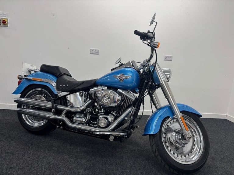 HARLEY DAVIDSON FLSTF FAT BOY ** VERY LOW MILEAGE - STUNNING - 12 MONTH MOT **