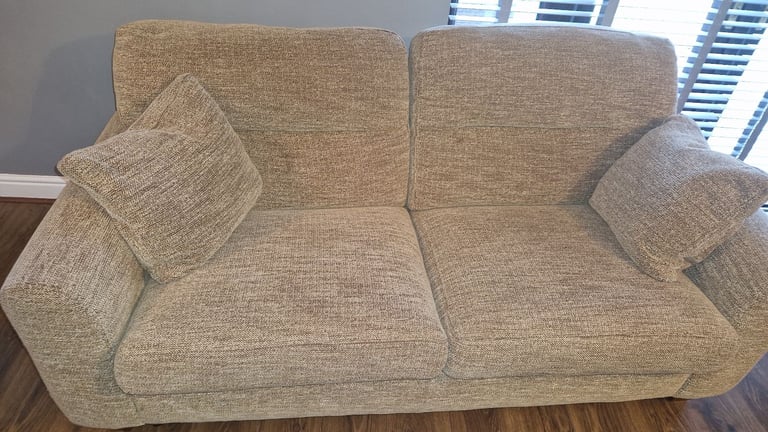 3+2+1 seater Alstons sofa & other items