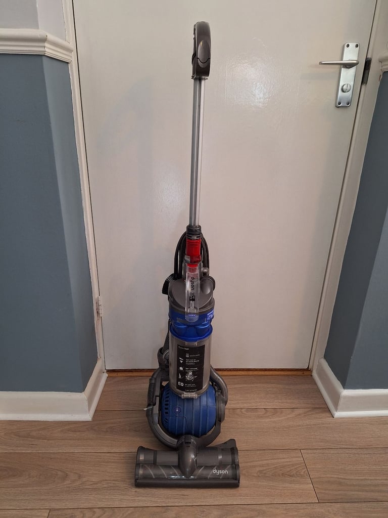 DYSON DC24 ROLLERBALL VACUUM
