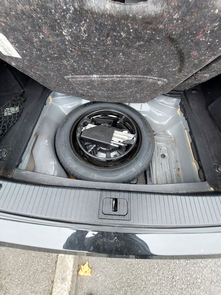 Mercedes-Benz, E CLASS, Saloon, 2011, Semi-Auto, 2143 (cc), 4 doors