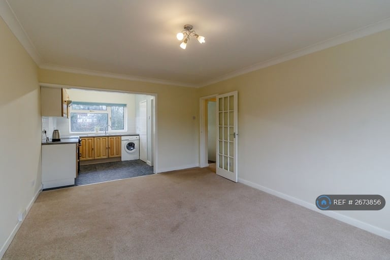 2 bedroom flat in Fawdry Close, Sutton Coldfield, B73 (2 bed) (#2673856)