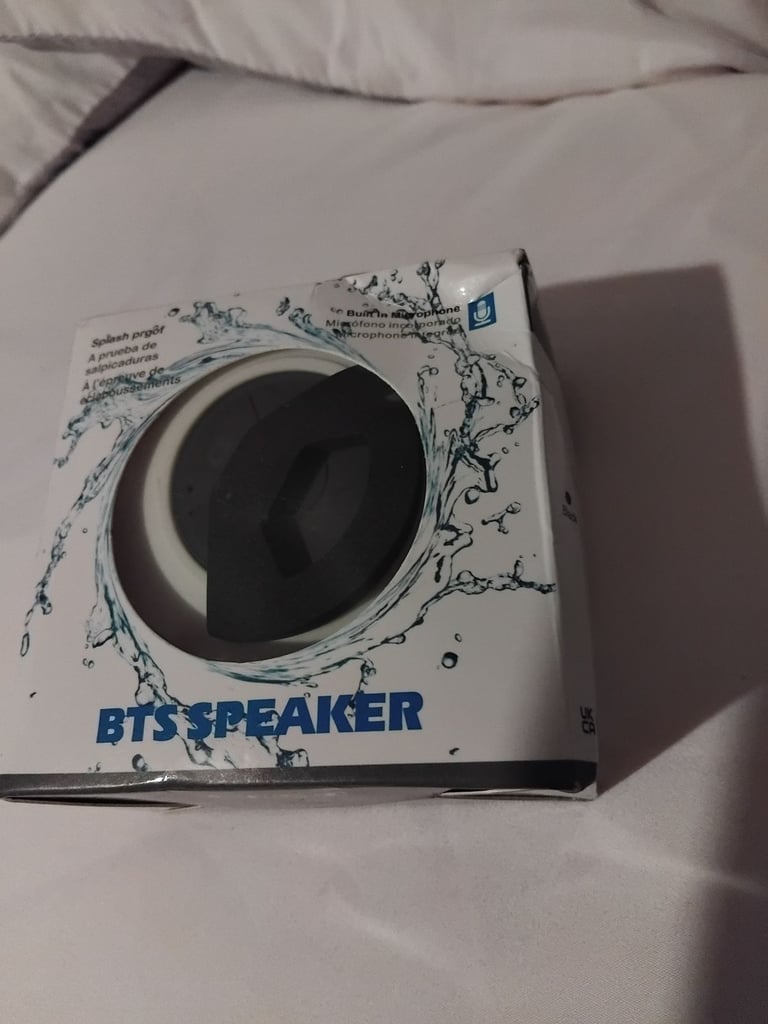 image for Bluetooth speakers bnib
