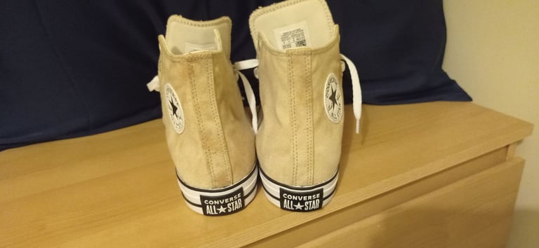 Mens Converse Size 9 Brand New