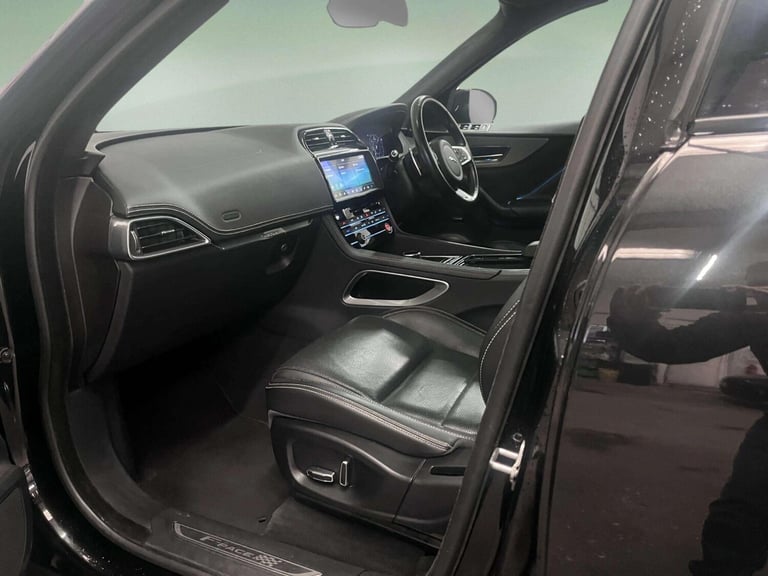 2019 Jaguar F-Pace 2.0 D180 Chequered Flag Auto AWD Euro 6 (s/s) 5dr ESTATE Diesel Automatic