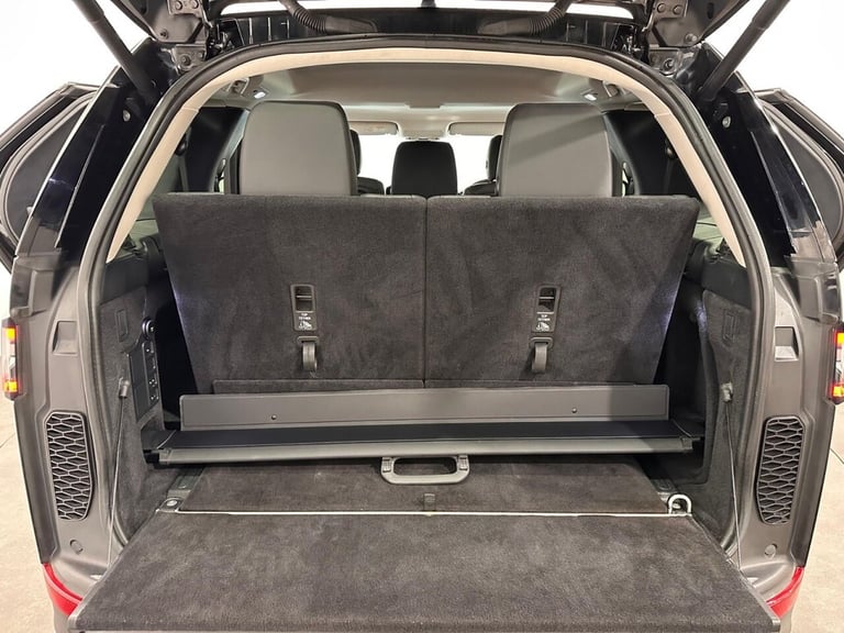 2020 Land Rover Discovery 3.0 SD V6 SE SUV 5dr Diesel Auto 4WD Euro 6 (s/s) (306 ps) ESTATE Diese...