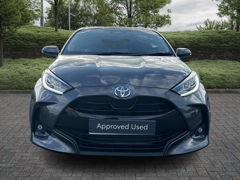 2025 Toyota Yaris 1.5 Hybrid Design 5dr CVT Hatchback Hybrid Automatic