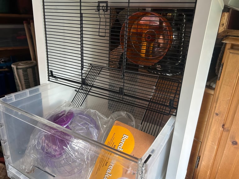 Omlet Small Animal Hutch