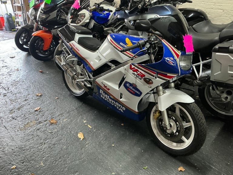 Honda vfr400 
