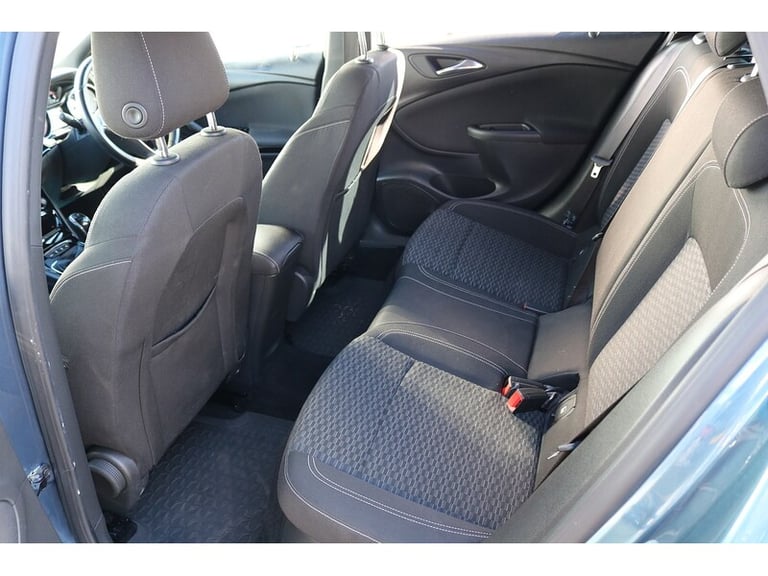 2017 Vauxhall Astra i Turbo SRi Estate Petrol Manual