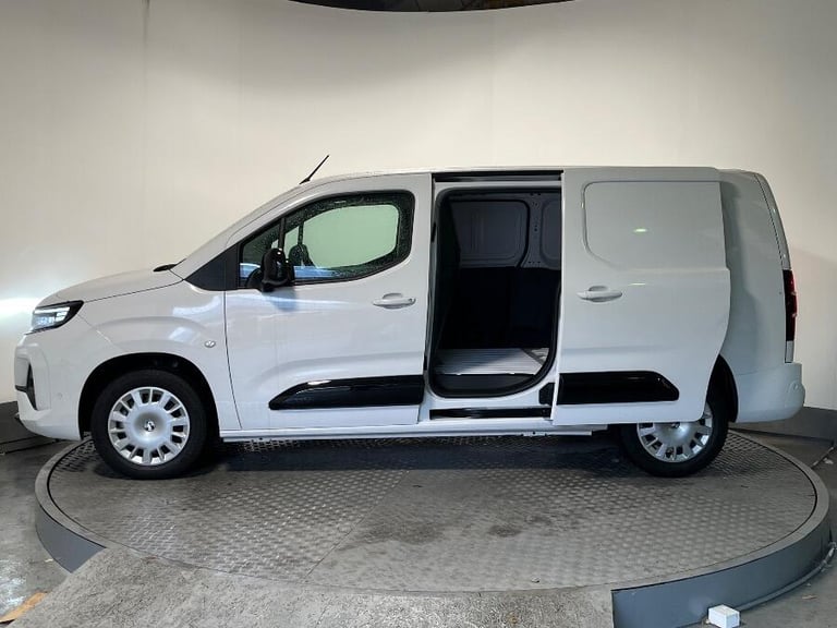 2025 Vauxhall Combo 1.5 Turbo D 2300 Pro Xl Panel Van 6dr Diesel Manual Lwb Euro 6 (s/s) (100 P P...