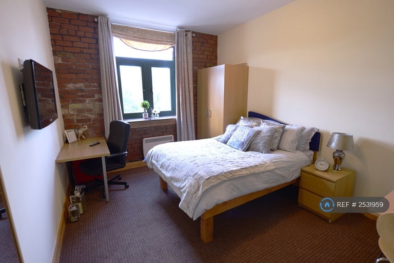 Studio flat in Legrams Mill Residence, Bradford, BD7 (#2531959)
