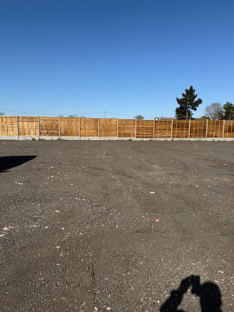 image for Yard in Windsor for parking/Selling or storage cars