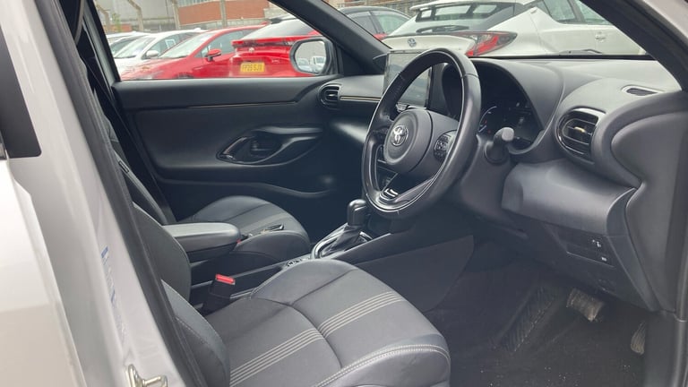 2022 Toyota Yaris Cross 1.5 Hybrid Dynamic AWD 5dr CVT Hybrid Estate Estate Hybrid Automatic