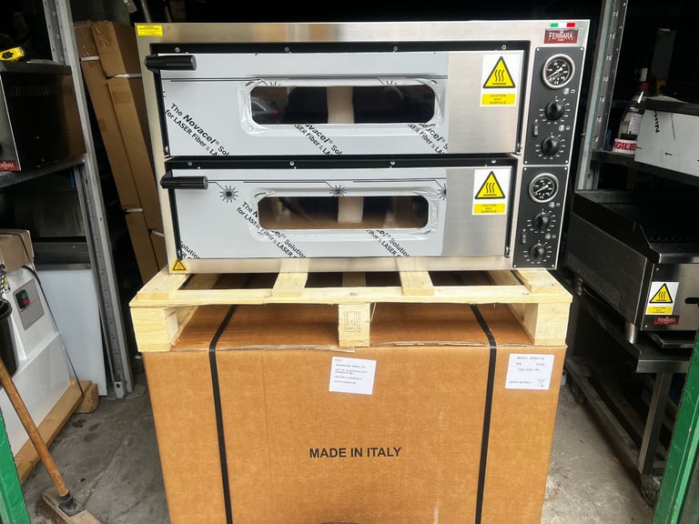 NEW ITALIAN 8 X 13'' PIZZA OVEN  QUALITY CATERING COMMERCIAL KITCHEN EQUIPMENT