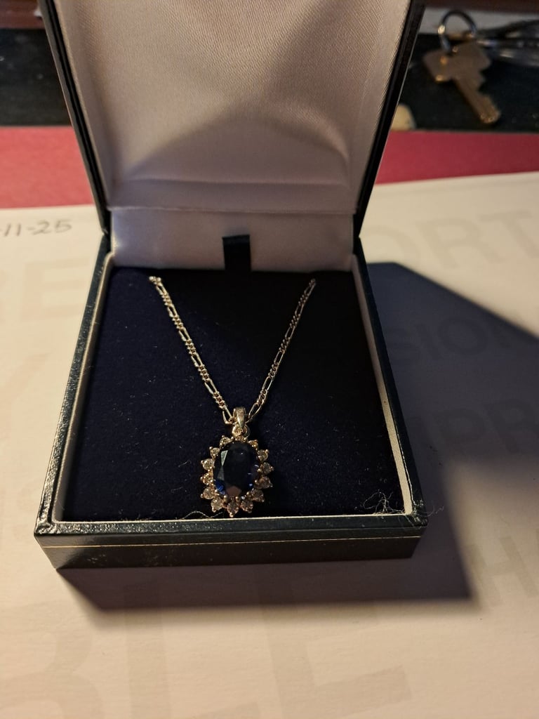 Sterling silver necklace. 