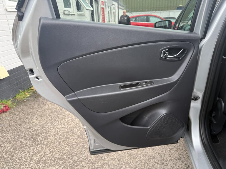 2016 Renault Captur 0.9 TCE 90 Dynamique S Nav 5dr HATCHBACK Petrol Manual