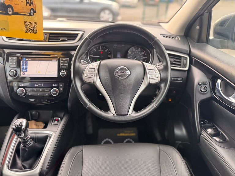 2015 Nissan Qashqai 1.6 dCi Tekna 5dr 4WD HATCHBACK Diesel Manual