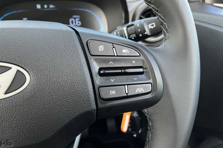 2025 Hyundai i10 1.2 Advance Hatchback 5dr Petrol Auto Euro 6 (s/s) (79 ps) Hatchback Petrol Auto...