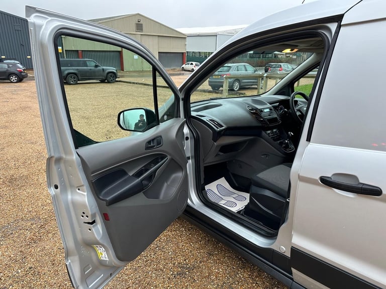 2021 Ford Transit Connect 1.5 230 EcoBlue Leader Crew Van L2 Euro 6 (s/s) 6dr PANEL VAN Diesel Ma...